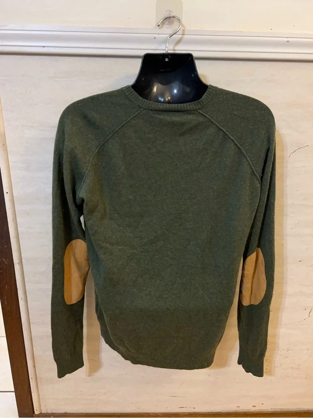 Michael Stars Men’s Olive Green V-Neck Pullover